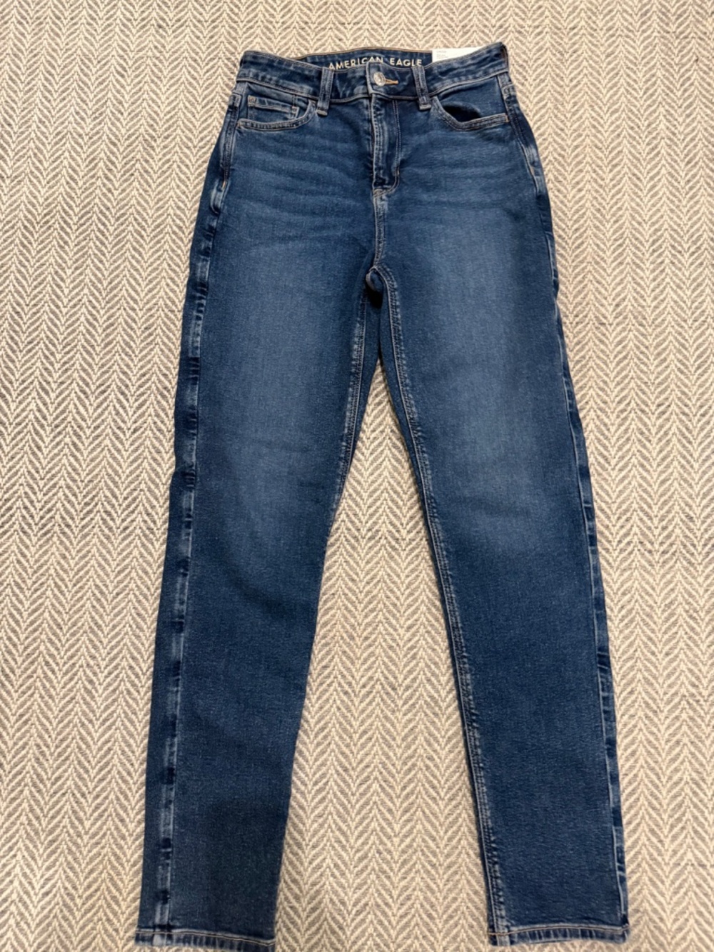 American Eagle Mom Jeans
